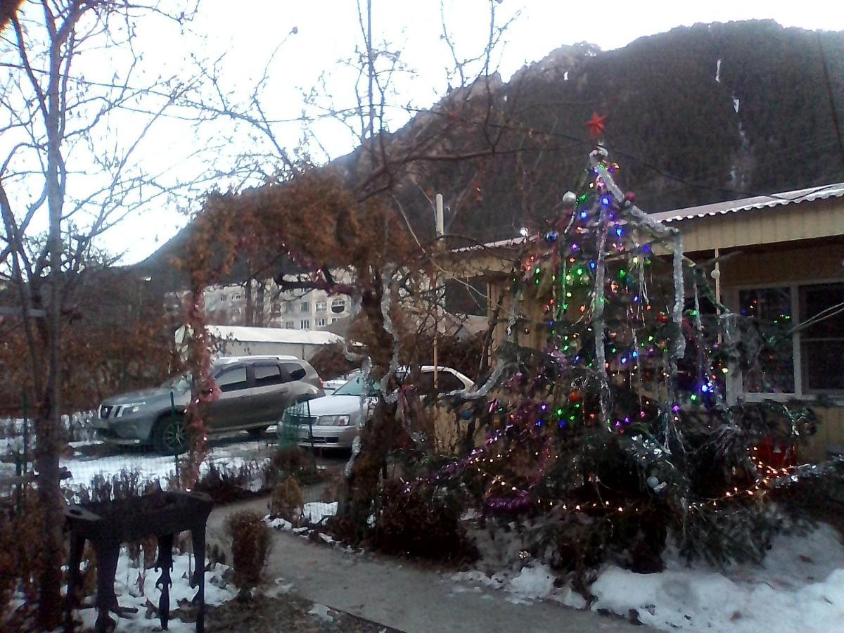 Guesthouse On Ordzhonikidze 18 Teberda Eksteriør bilde